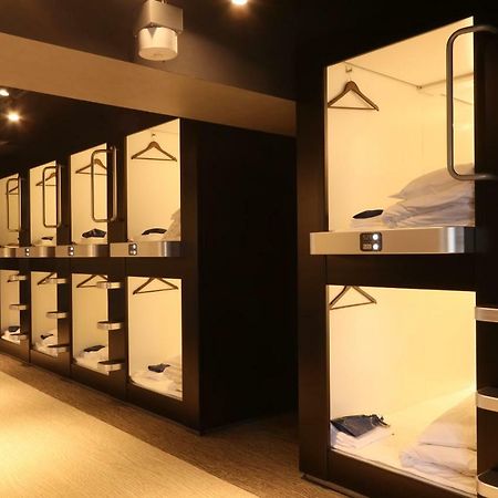 Business Capsule Hotel Lightning Hotel Asakusa Tōkyō Extérieur photo